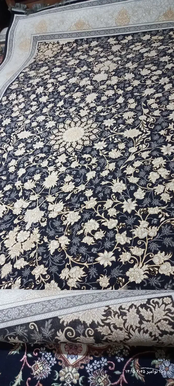 ۲تخته فرش ۹ متری و یک دست مبل ۷ نفره|فرش|کرمانشاه, |دیوار