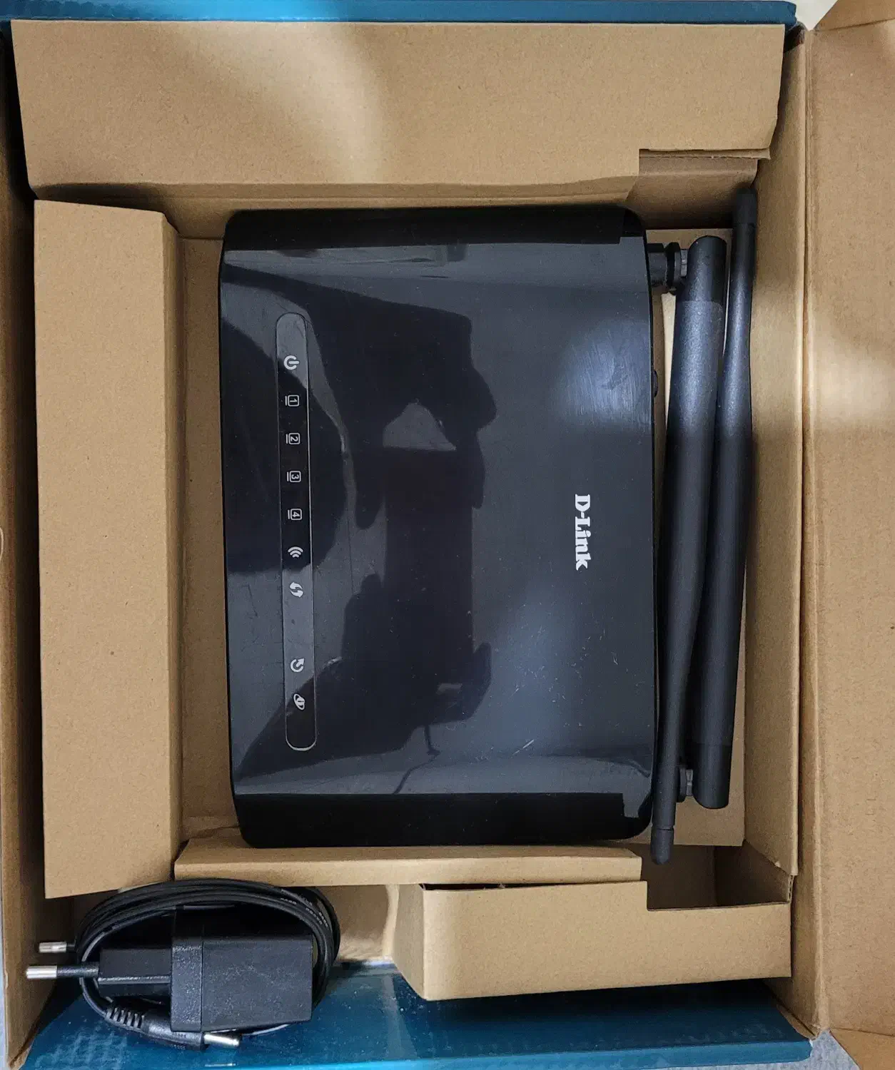 مودم D-link مدل +Wireless N300 ADSL2|مودم و تجهیزات شبکه|شیراز, آزادگان|دیوار