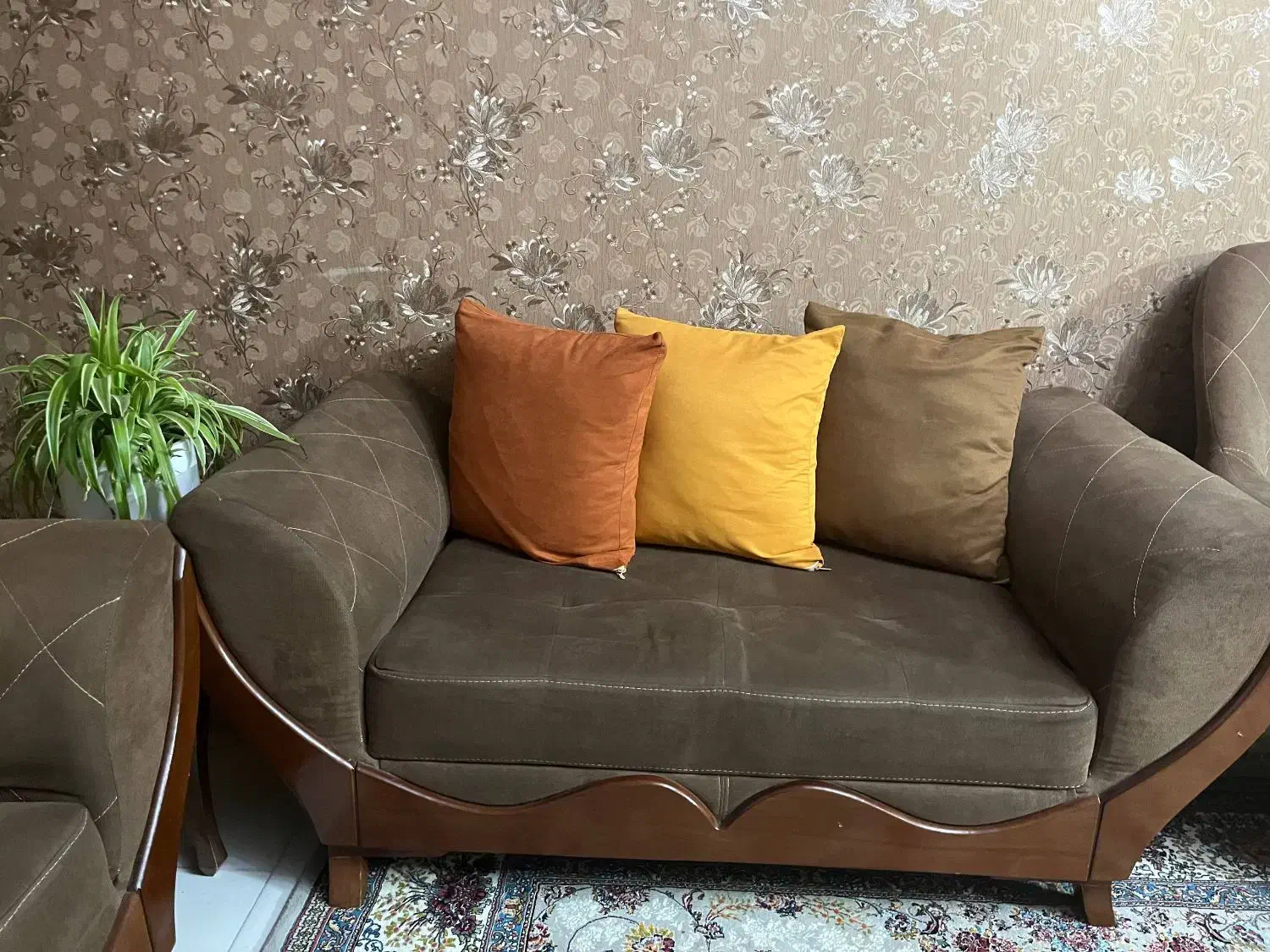 مبلمان ۷نفره و میز ناهارخوری|مبلمان خانگی و میز عسلی|کرج, المهدی|دیوار