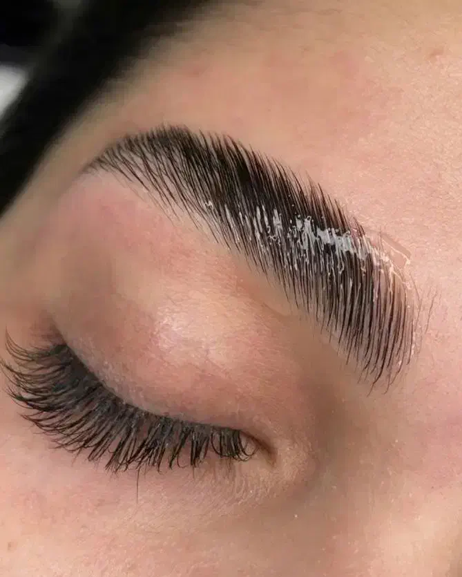 لیفت و لمینت مژه و لیفت ابرو|خدمات آرایشگری و زیبایی|بوشهر, |دیوار