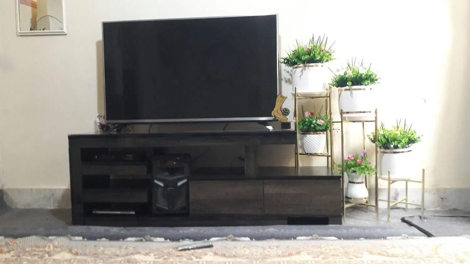 وسایل خانه میزتلوزیون|مبلمان خانگی و میز عسلی|قزوین, |دیوار