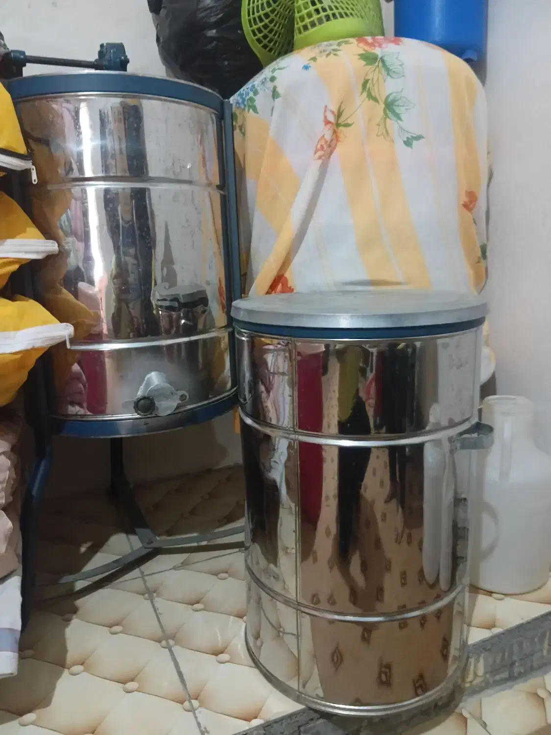 تعدادی کندو و یه عسل گیر|عمدهفروشی|باشت, |دیوار