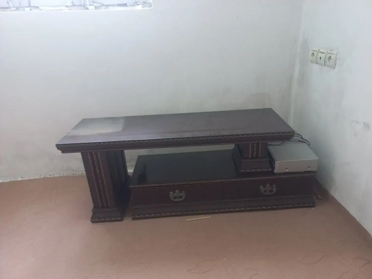 هود کن|هود|رشت, رودباری|دیوار