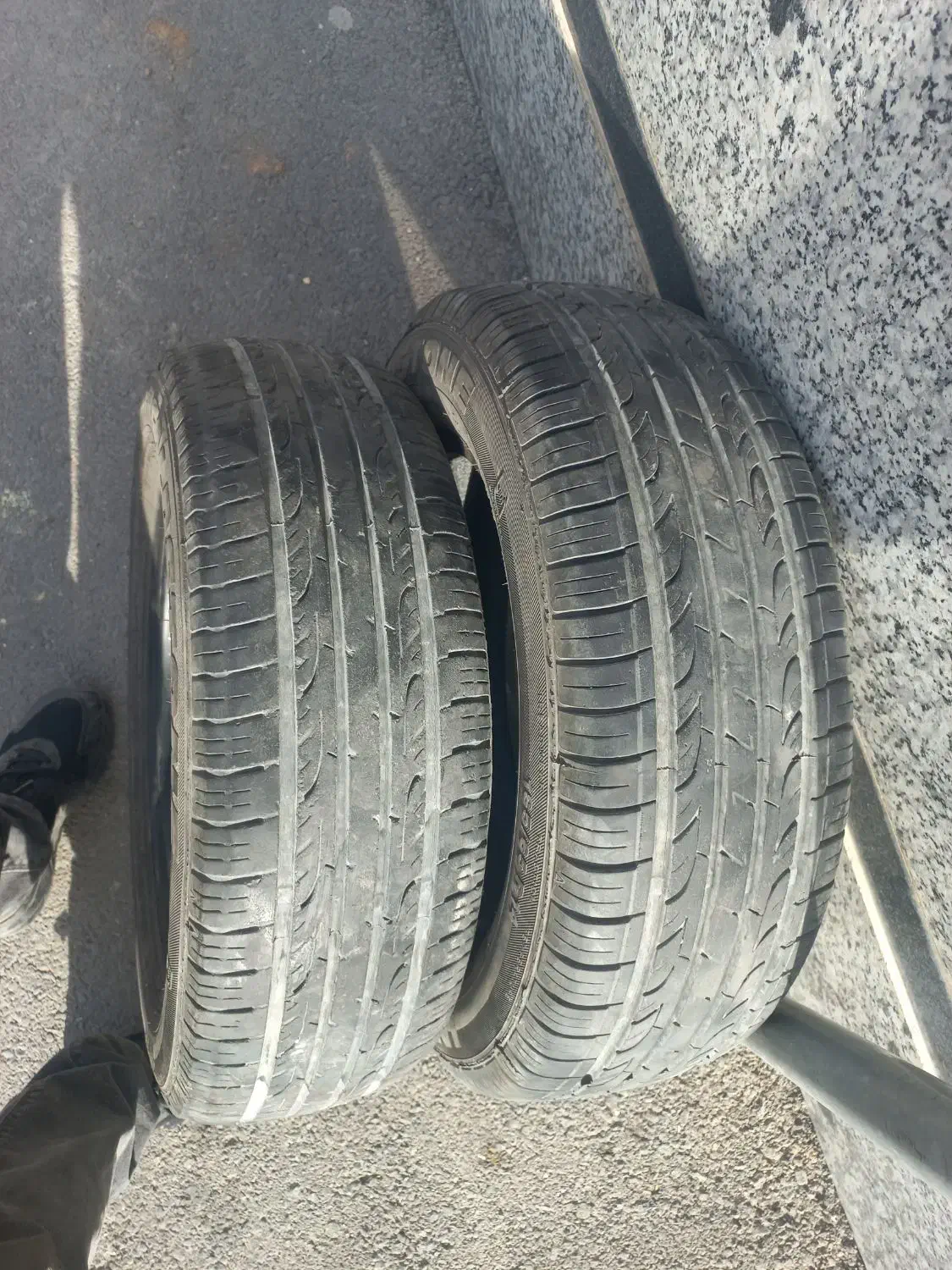 فروش لاستیک|قطعات یدکی و لوازم جانبی|شیراز, شهرک امام حسن|دیوار