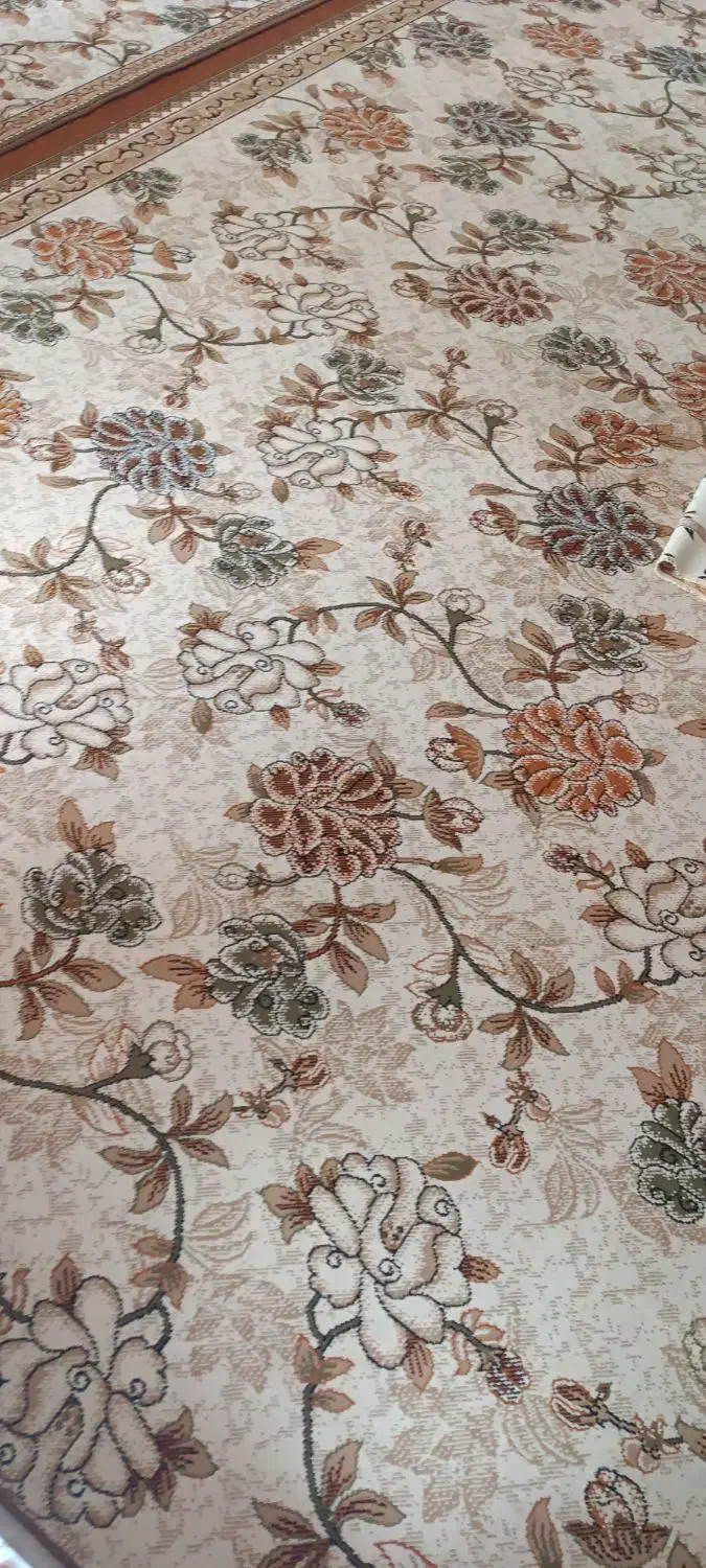 سلام یه عدد موکت ۱۸متری ۲عدد گلیم ۱۵و۱۲متری|موکت|ایلام, |دیوار