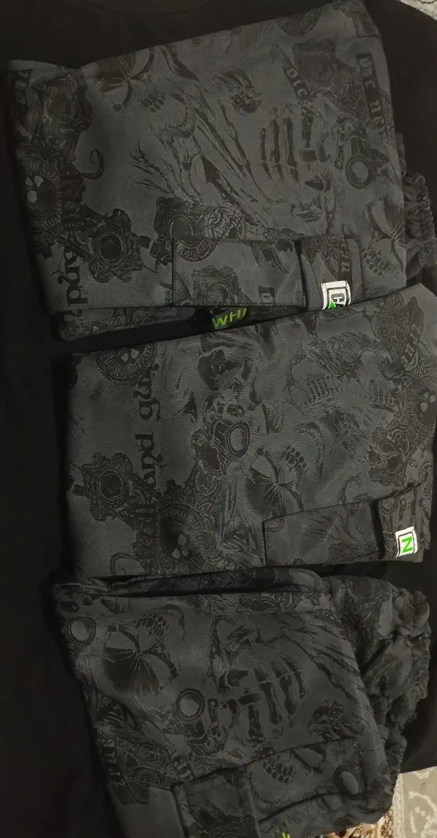 لباس|لباس|هشترود, |دیوار