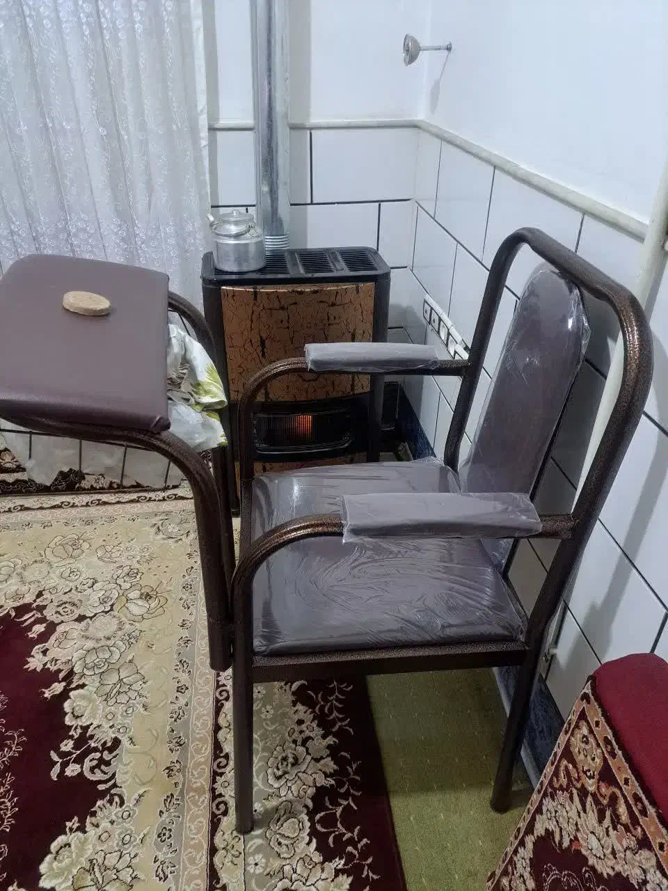 صندلی نماز|صندلی و نیمکت|ساوه, |دیوار