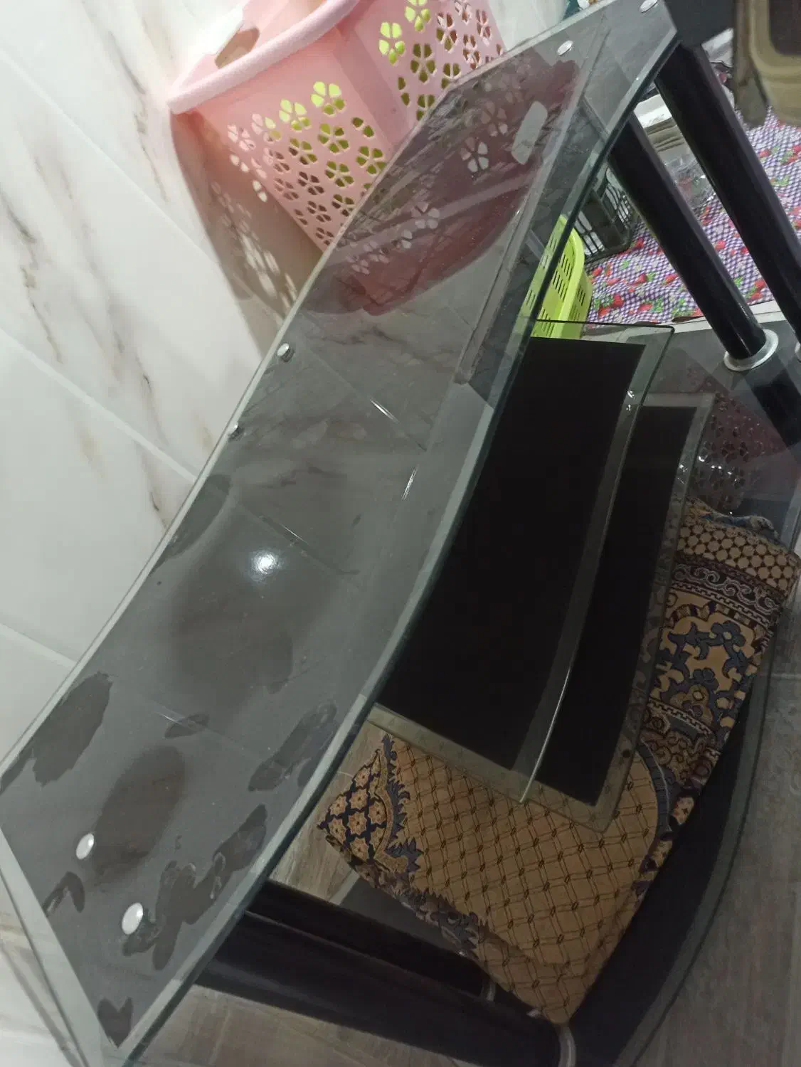 یه سری وسایل خانه|میز تلویزیون|گرگان, |دیوار