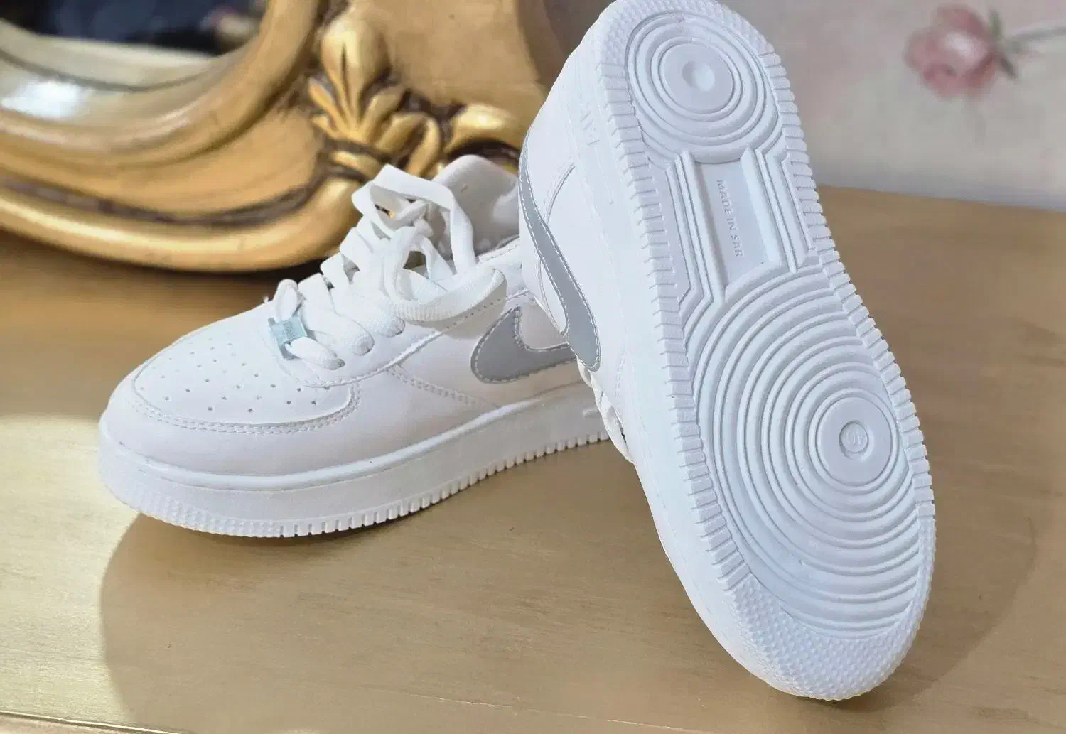 کتونی کاملا نو وپانخورده|کیف، کفش، کمربند|اسلامشهر, باغ فیض|دیوار