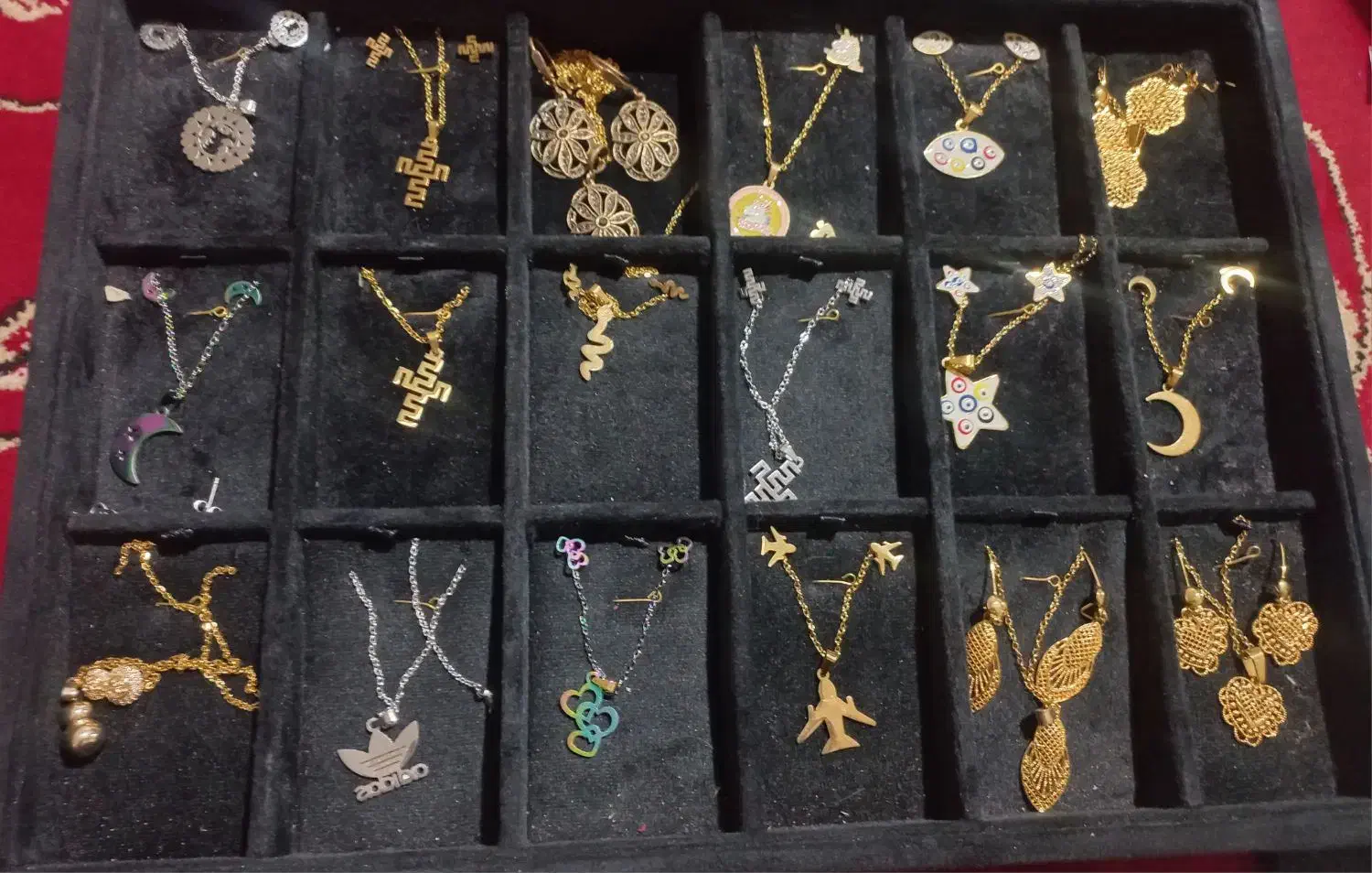 تعداد زیادی بدلیجات رنگ ثابت|بدلیجات|نهاوند, |دیوار