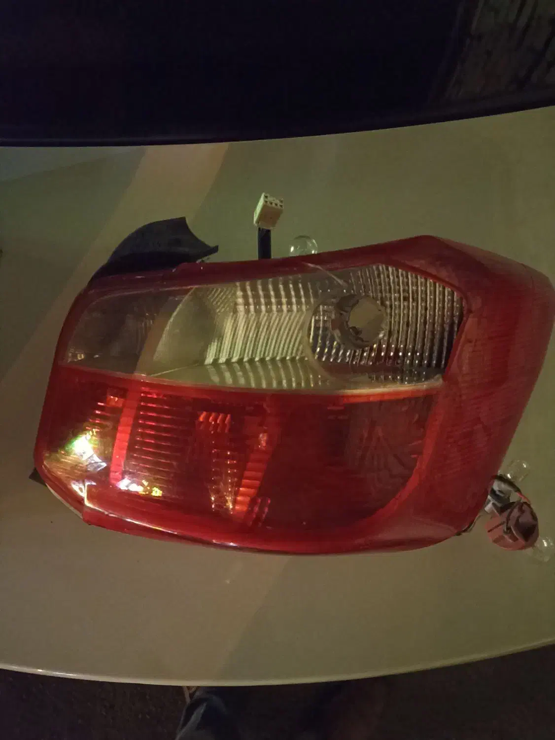 چراغ خطر راست ساینا اس|قطعات یدکی و لوازم جانبی|مشهد, انقلاب|دیوار