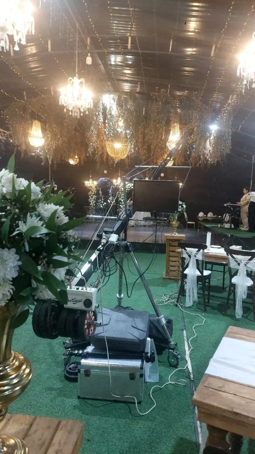 کرین ۷   متری|دوربین عکاسی و فیلم‌برداری|گرگان, |دیوار