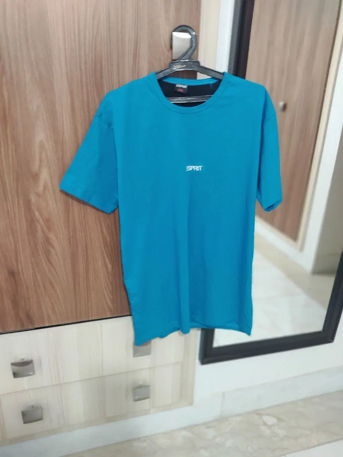 تعدادی لباس مردانه|لباس|اصفهان, بهار آزادی|دیوار