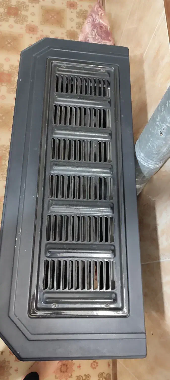 بخاری سالم بزرگ نو فقط ی سال استفاده شده|بخاری، هیتر، شومینه|گنبد کاووس, |دیوار