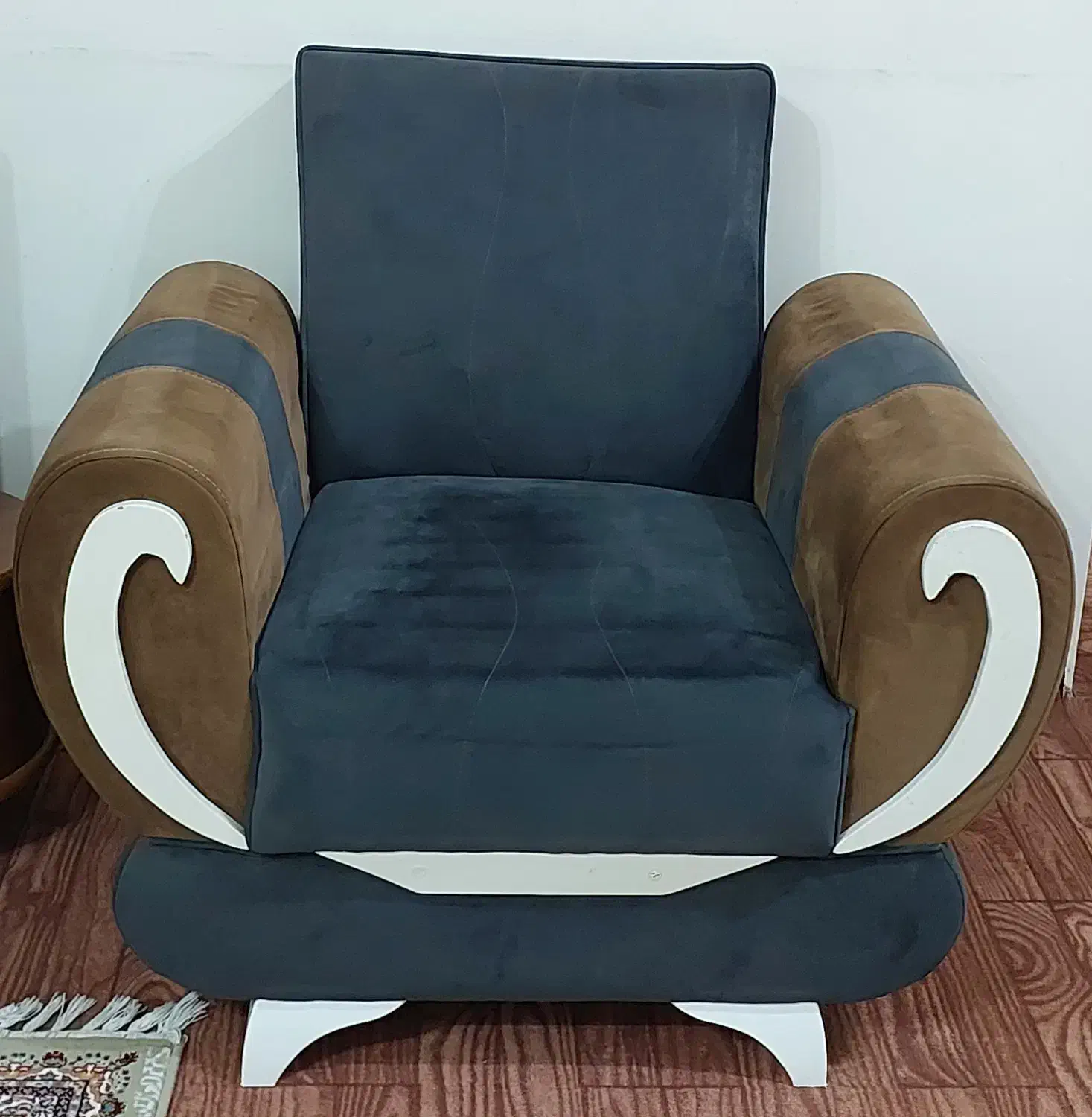 مبل ۸ نفره|مبلمان خانگی و میز عسلی|رشت, فرزانه|دیوار