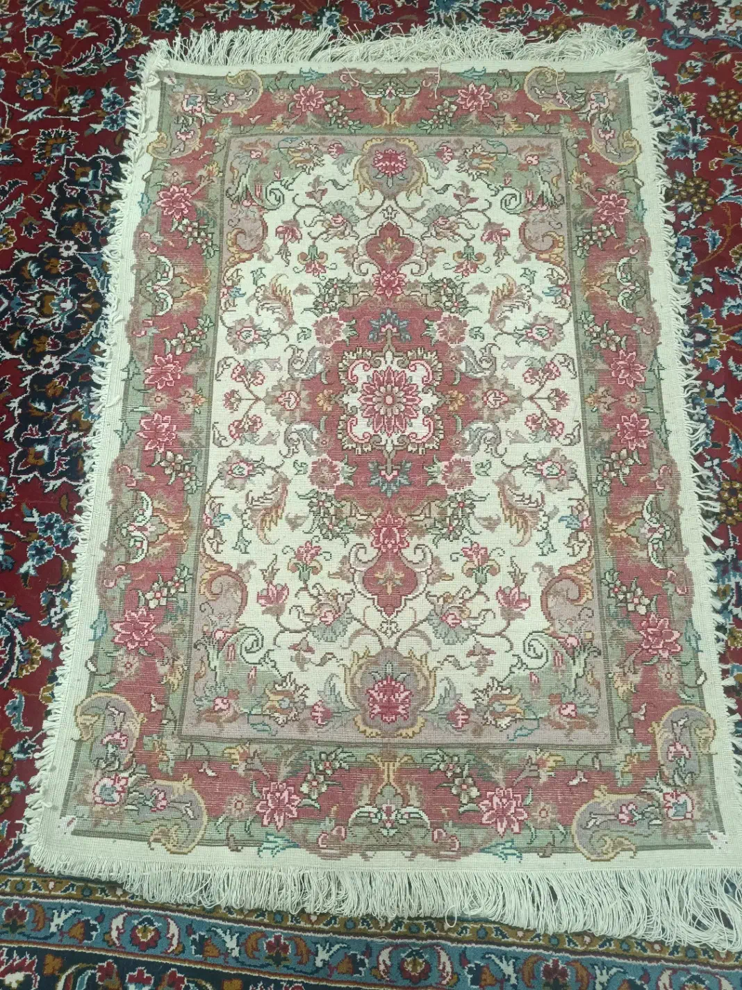 فرش‌دست‌بافت|فرش|تبریز, |دیوار