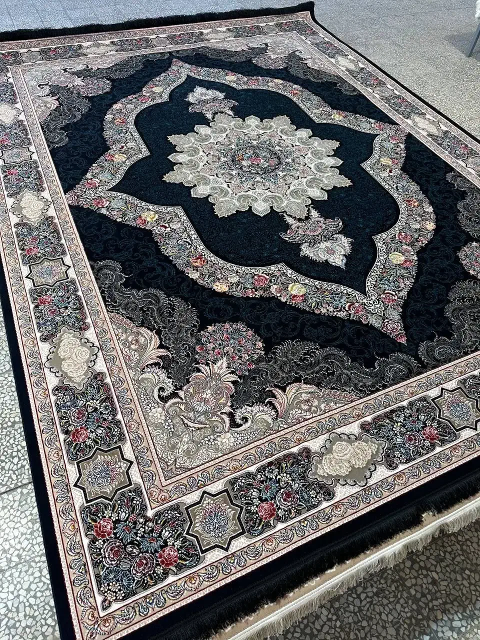 فرش ماشینی درجه یک اصل تمام نخ از کاشان|فرش|بهار, |دیوار