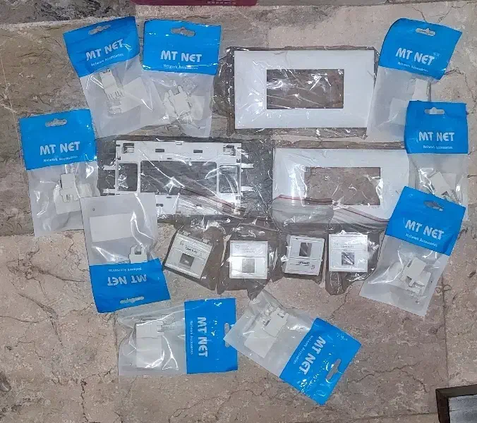 تجهیزات شبکه|مودم و تجهیزات شبکه|پاکدشت, پاکدشت (مامازند)|دیوار