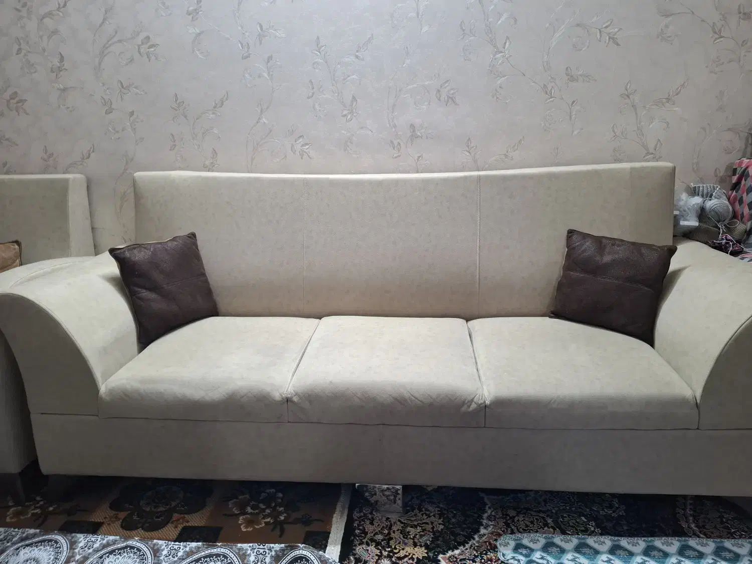 مبل ۷ نفره خیلی تمیز|مبلمان خانگی و میز عسلی|رباط‌کریم, مسکن مهر آبشناسان|دیوار