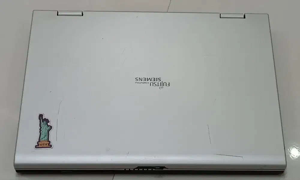 لب تاپ فوجیتسو سالم|رایانه همراه|اصفهان, ملک|دیوار