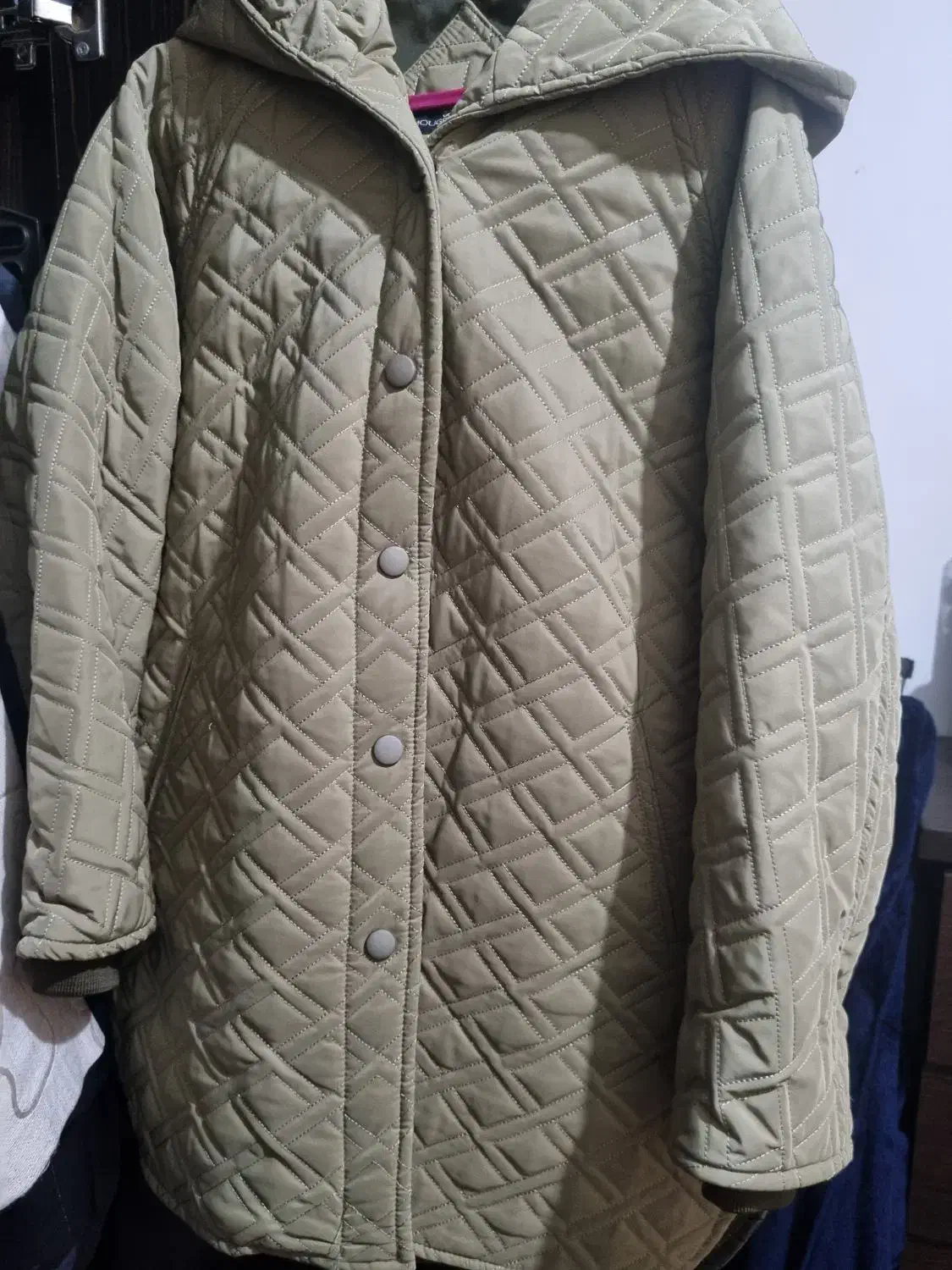 کاپشن کلاه دار|لباس|قرچک, مهدیه|دیوار