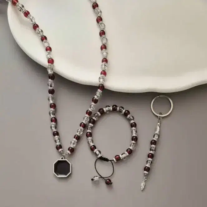 تسبیح مو و خون|بدلیجات|ملایر, |دیوار