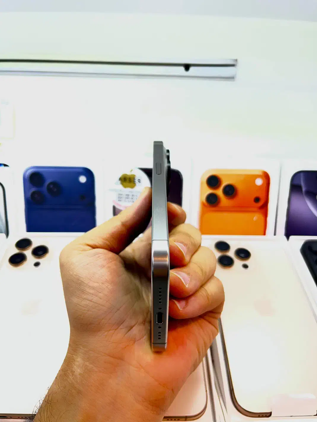 آیفون 15 پرو بسیار تمیز کارکرد کم شارژ عالی ۹۶|موبایل|کرج, کوی امامیه|دیوار