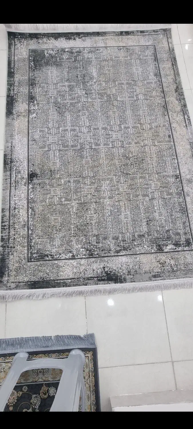 فروش فرش ۴متری ۱۲۰۰ شانه|فرش|بهارستان, |دیوار
