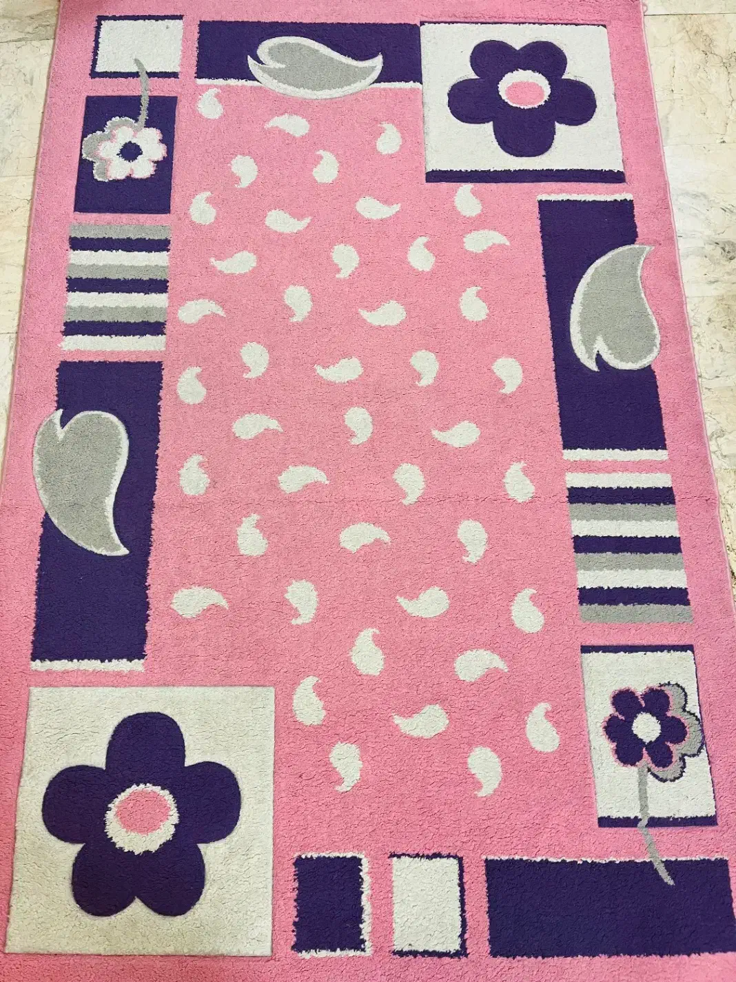 فرش ماشینی ۱/۵*۲/۵ اتاق کودک|فرش|مشهد, رضاشهر|دیوار