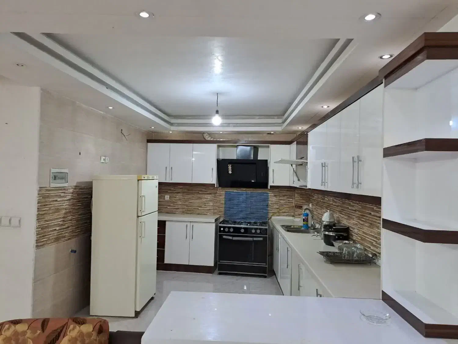 سوئیت آپارتمان مبله مرکز شهر فول امکانات|اجارهٔ کوتاهمدت آپارتمان و سوئیت|اصفهان, آبشار|دیوار