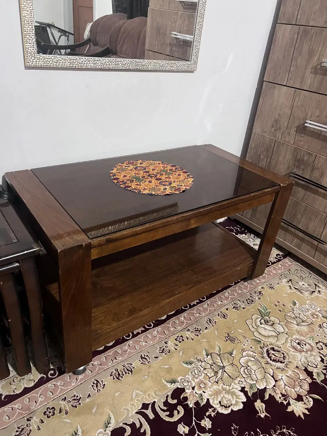 میز جلومبلی چوبی تمیز|مبلمان خانگی و میز عسلی|شاهرود, |دیوار