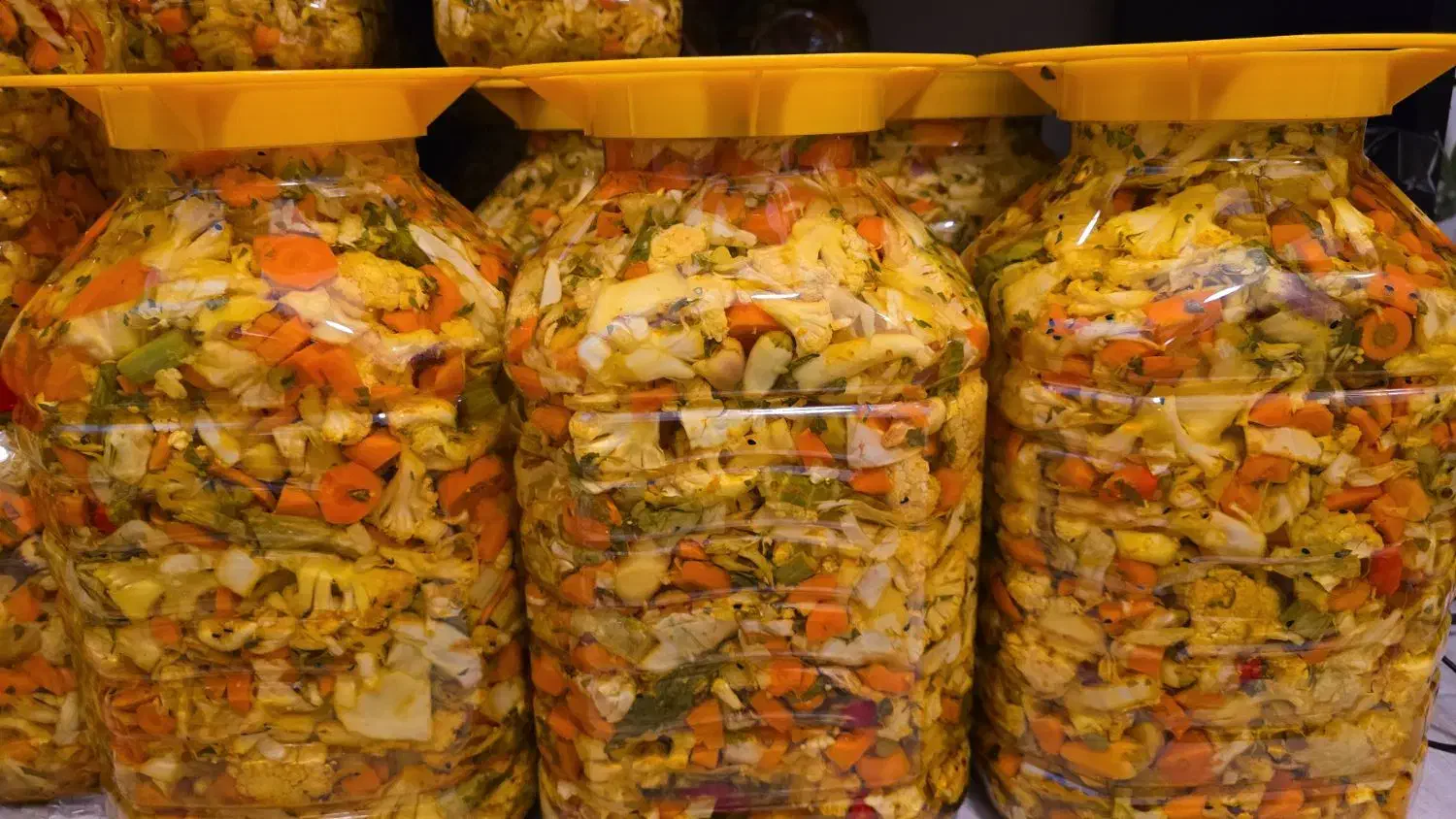 ترشی کلم کاملا خانگی با سرکه خونگی|خوردنی و آشامیدنی|تهران, اتابک|دیوار