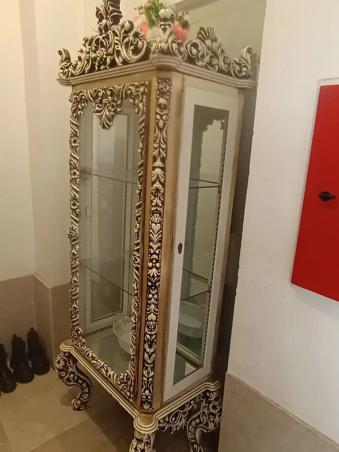 ناهارخوری و بوفه سلطنتی|میز و صندلی غذاخوری|ارومیه, |دیوار