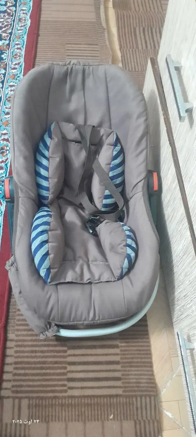 کریر|اسباب و اثاث بچه|مشهد, انقلاب|دیوار