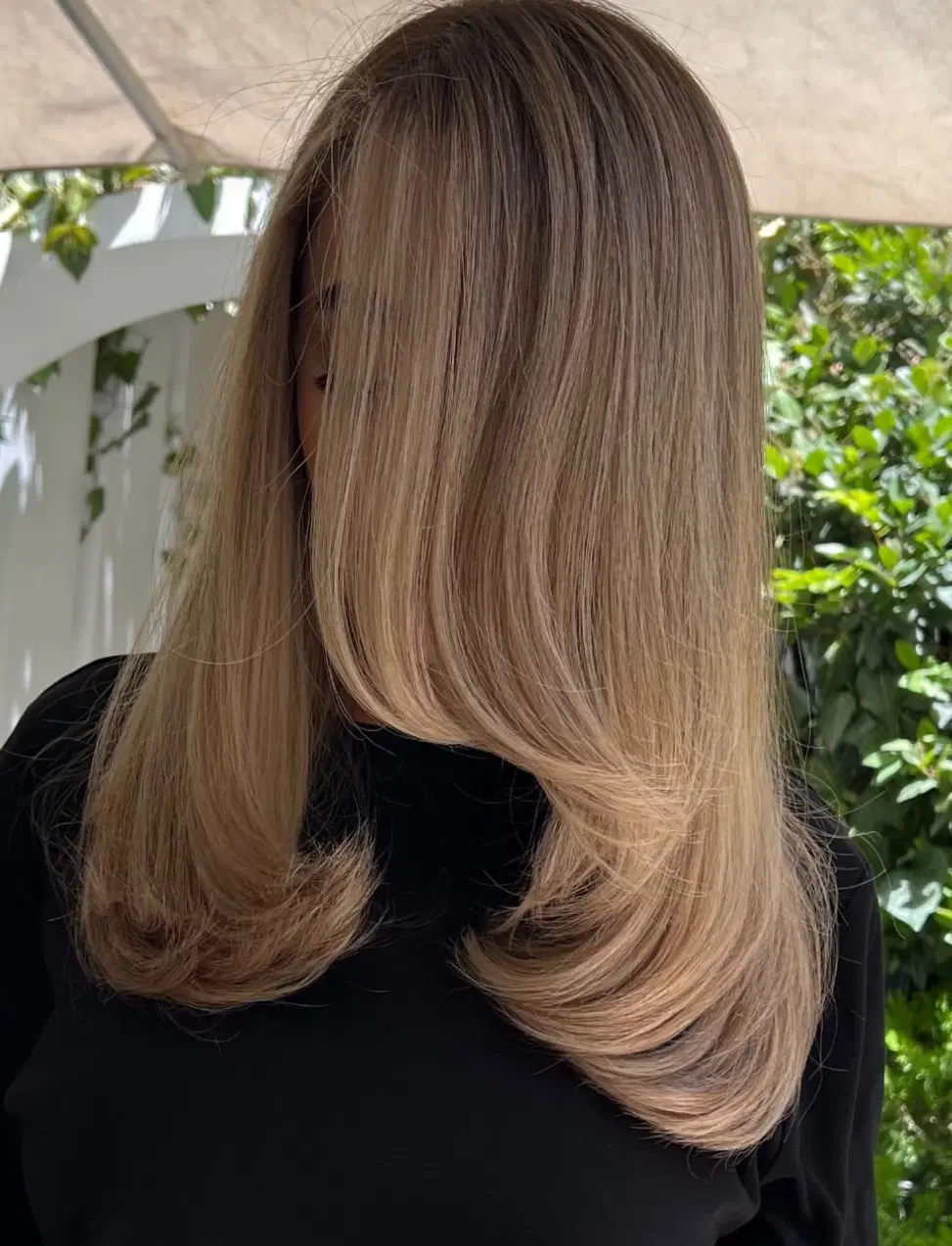 ناخن کار‌، گریمور ،مژه‌،  ابرو و دستیار رنگ|استخدام درمانی، زیبایی، بهداشتی|تهران, باغ فردوس|دیوار