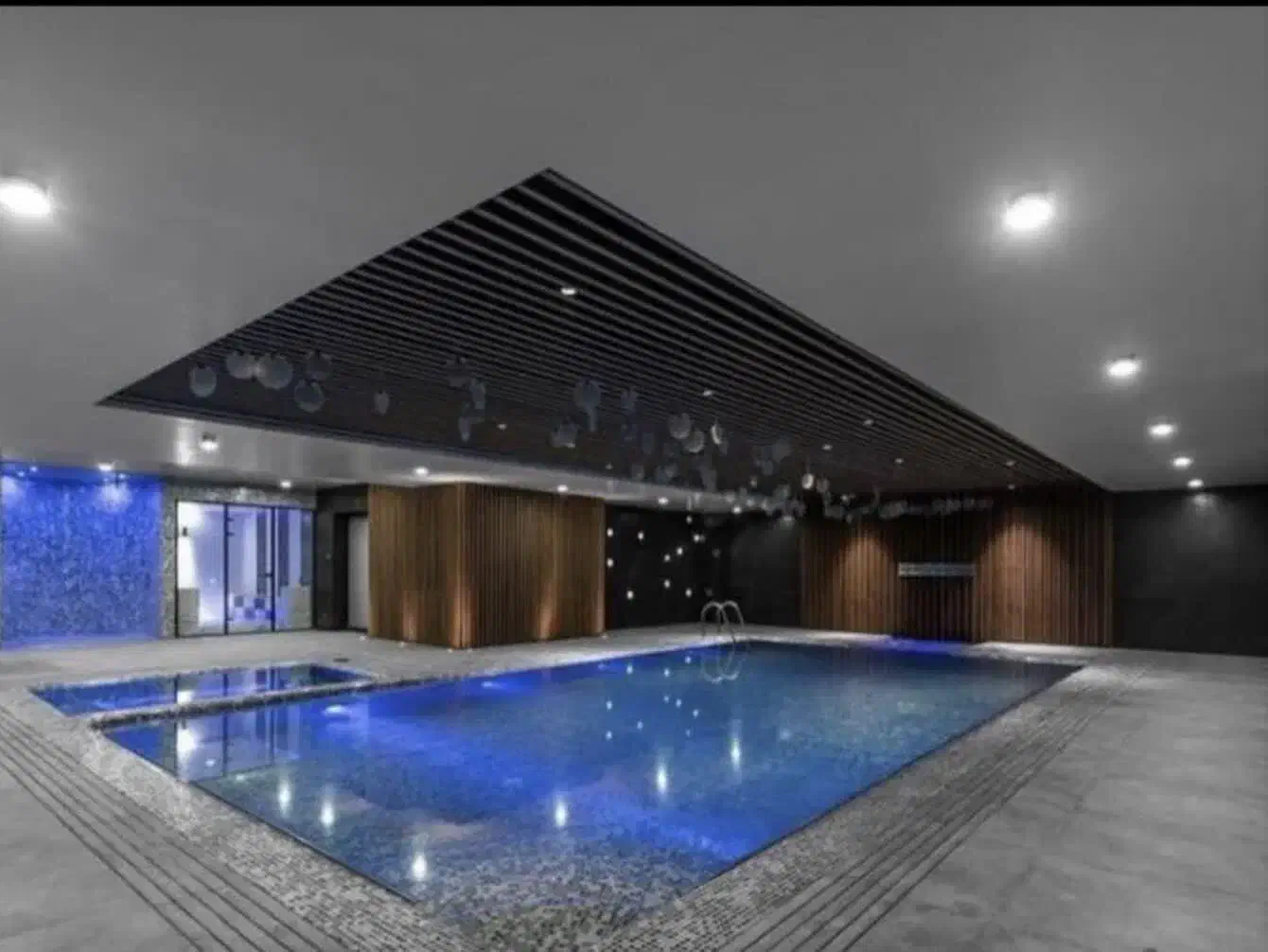 سعیدی۳۰۰متر۴خ کلیدنخورده فرنیش هتلینگ تکواحدی مدرن