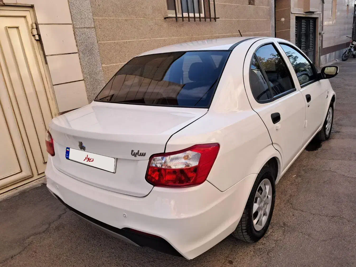 ساینا s دوگانه مدل ۴۰۲|خودرو سواری و وانت|قروه, |دیوار