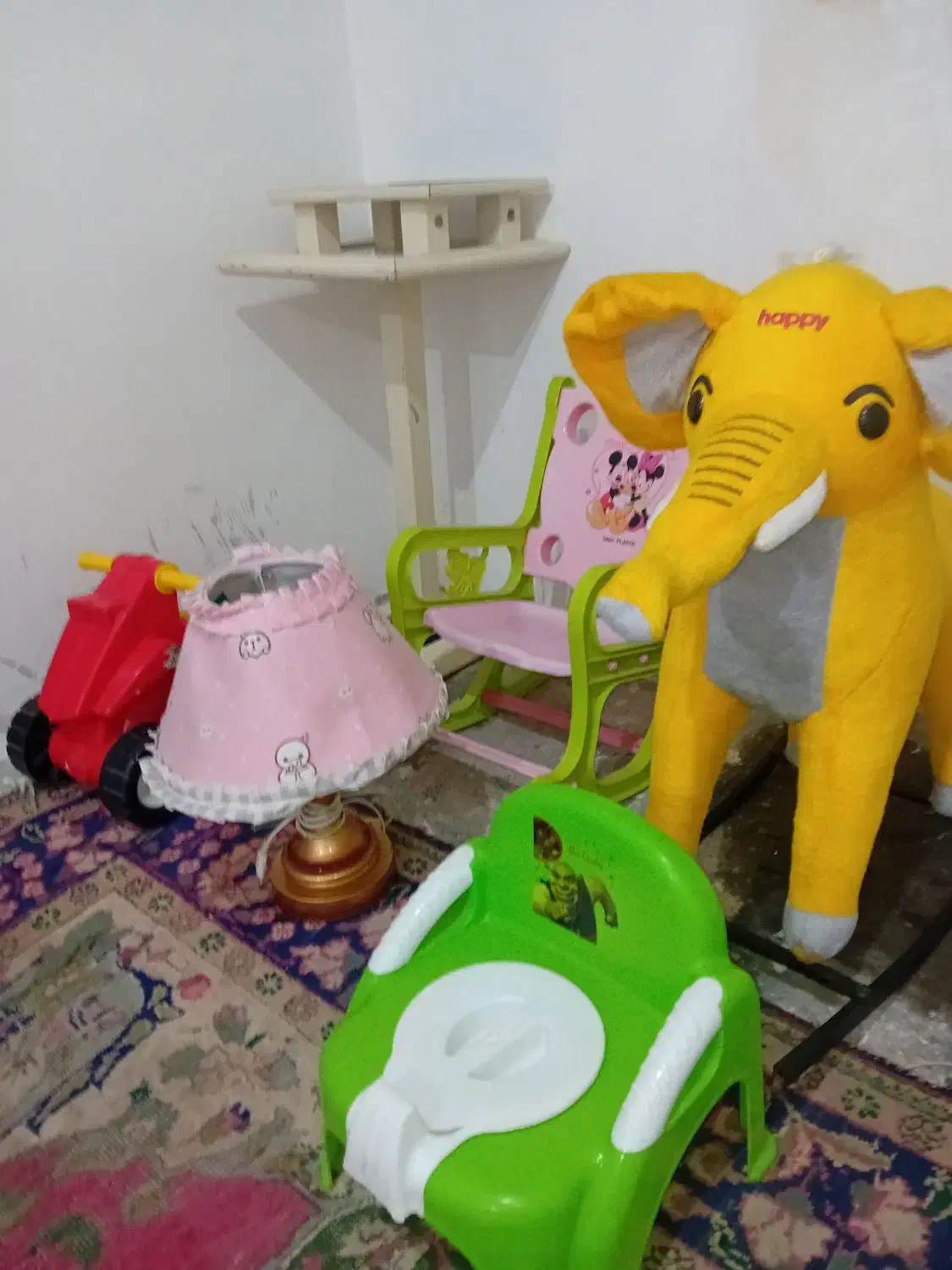 وسایل کودک|اسباب‌بازی بچه|خسروشاه, |دیوار