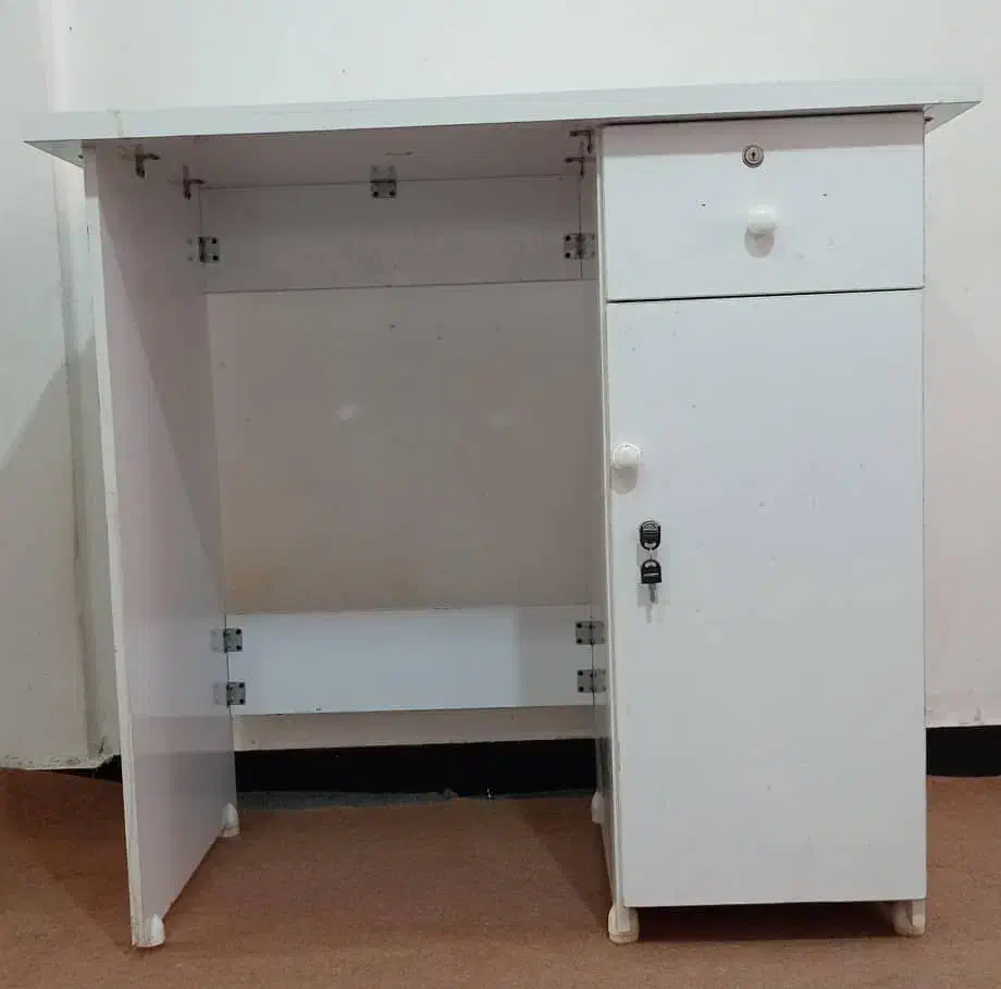 میز ام دی اف|میز تحریر و کامپیوتر|یاسوج, |دیوار