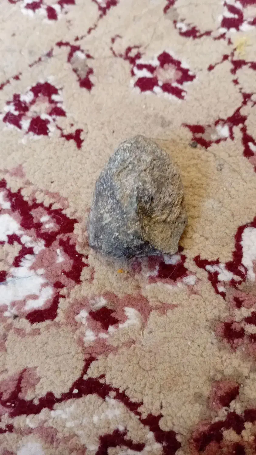 سنگ باجذب|کلکسیون و سرگرمی|خسروشاه, |دیوار