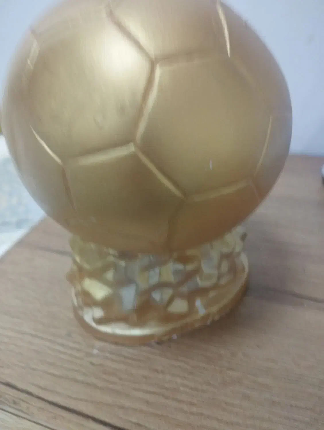 توپ طلا|مجسمه، تندیس، ماکت|رشت, شهرک قدس|دیوار