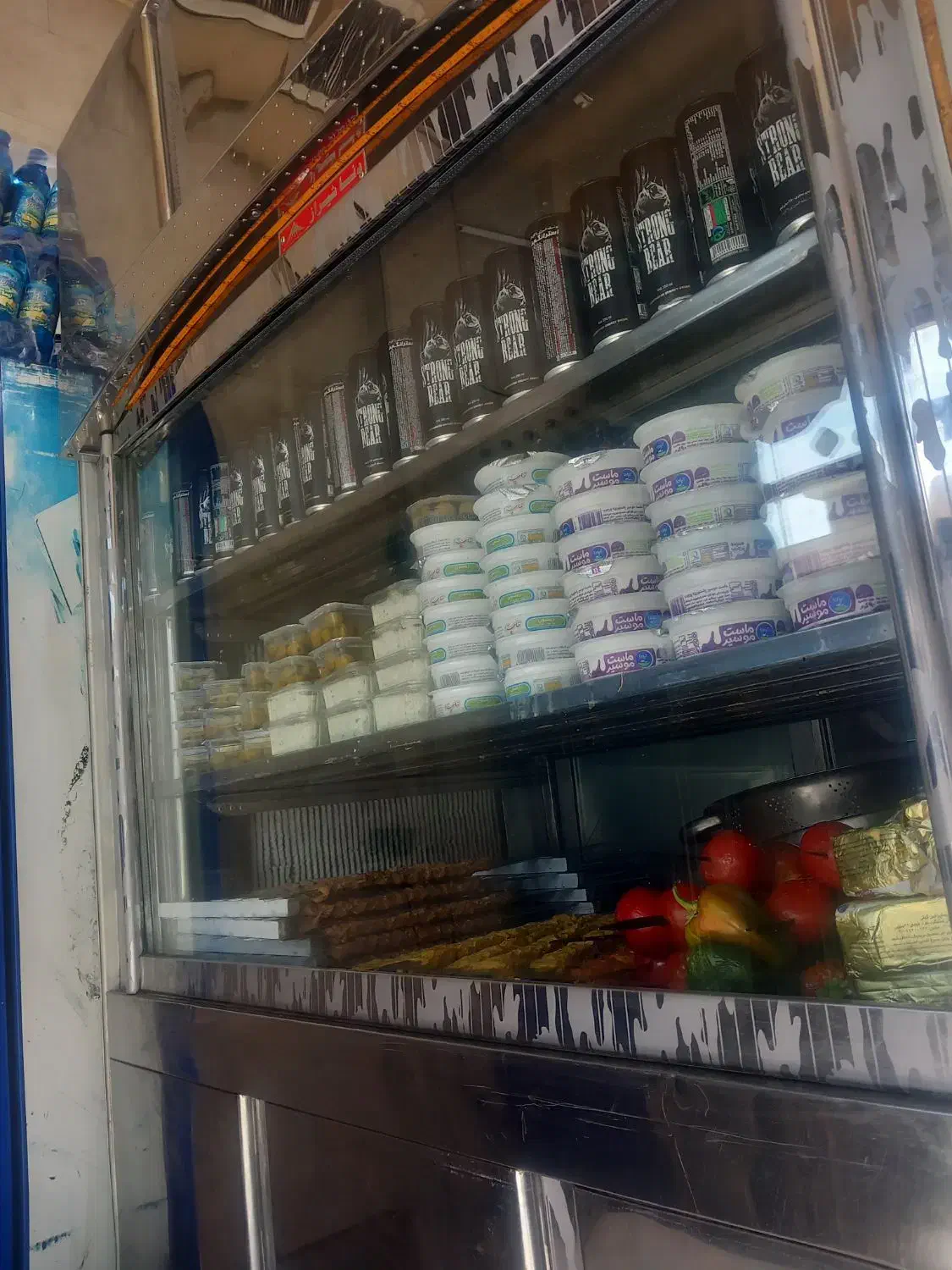 نیروی کار|استخدام خدمات فروشگاه و رستوران|شیراز, اصلاح‌نژاد|دیوار