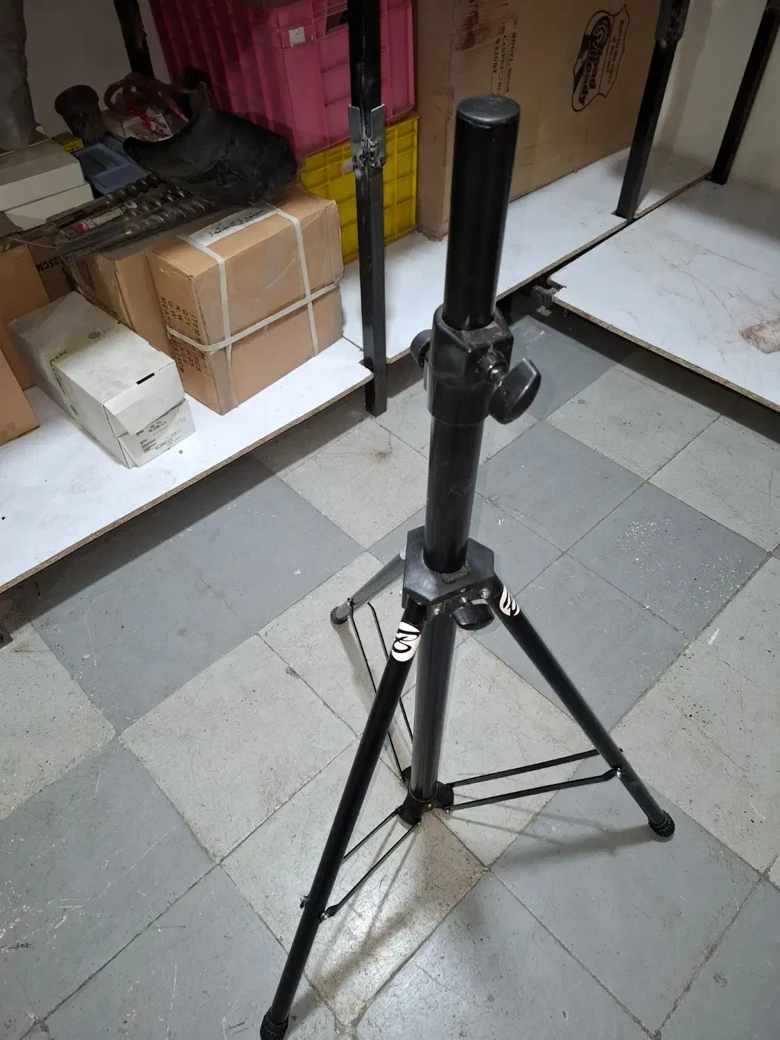 پایه باند باند ایران|صوتی و تصویری|تهران, ستارخان|دیوار