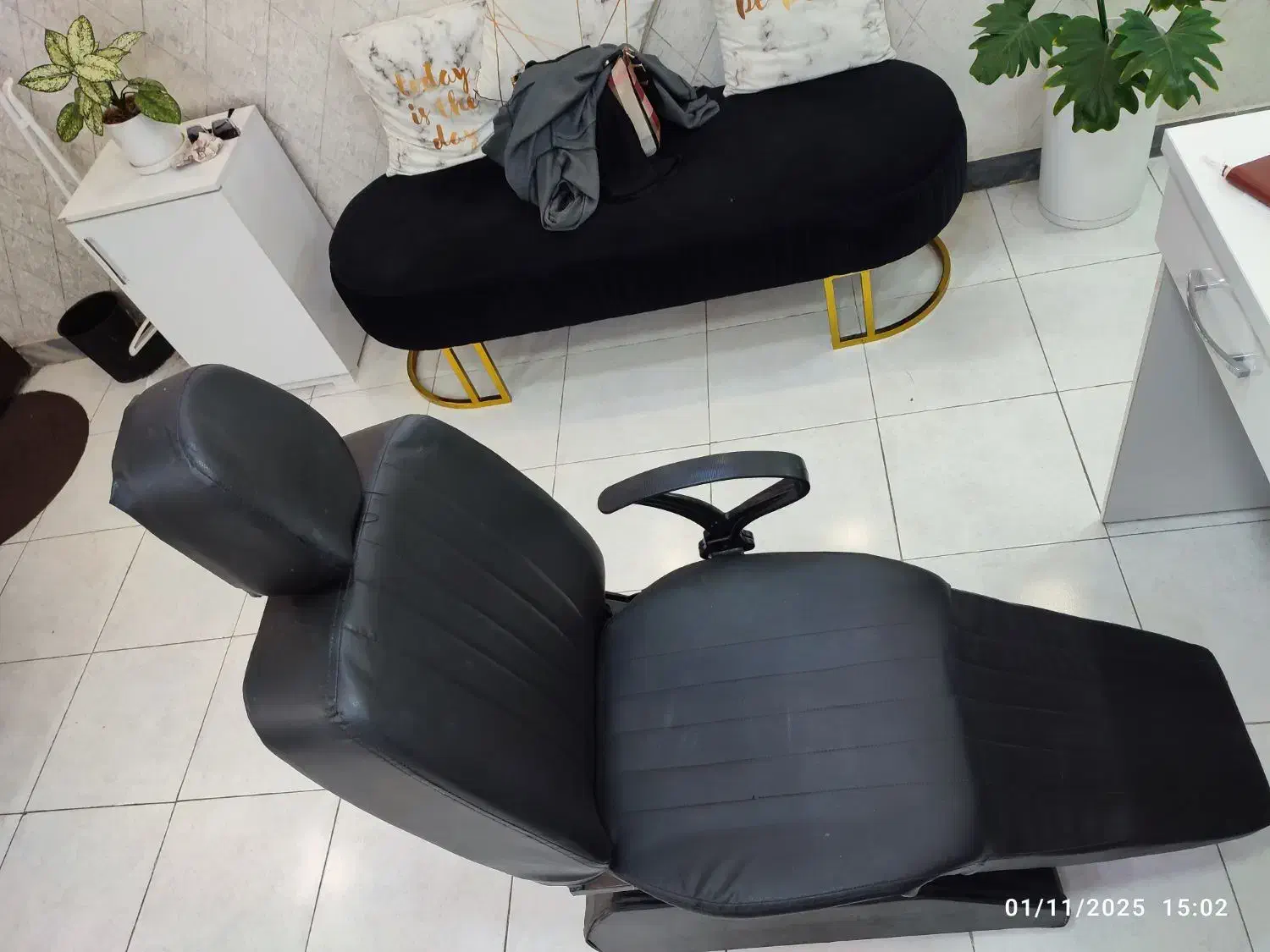 فروش صندلی اصلاح|آرایشگاه و سالن‌های زیبایی|رشت, فلسطین|دیوار