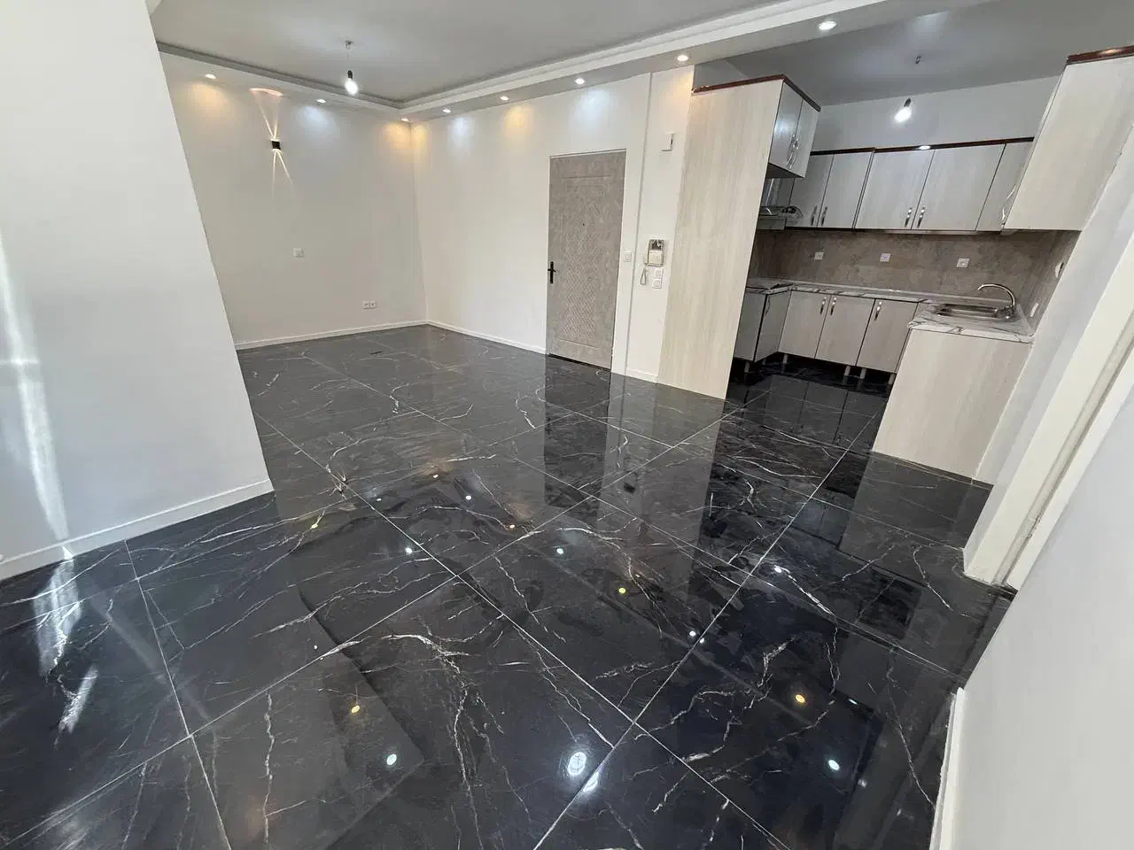 اپارتمان 64متری 2 خواب طبقه اول فول بازسازی معاوضه|فروش آپارتمان|تهران, گرگان|دیوار