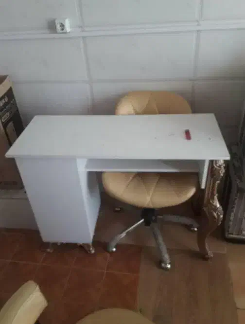 فروش تجهیزات آرایشگاه، صندلی سرشور ،اصلاح و میز|مبلمان خانگی و میز عسلی|سنندج, |دیوار