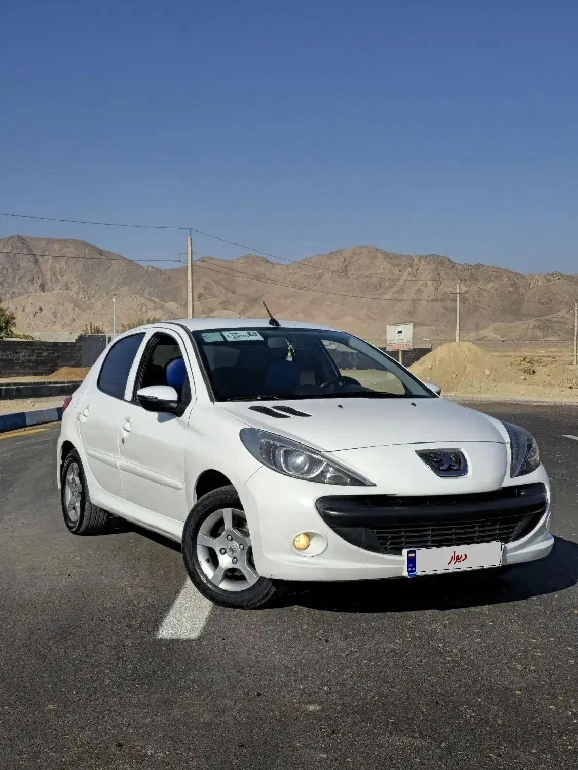 ۲۰۷ مدل ۹۶ بدون رنگ|خودرو سواری و وانت|آباده, |دیوار