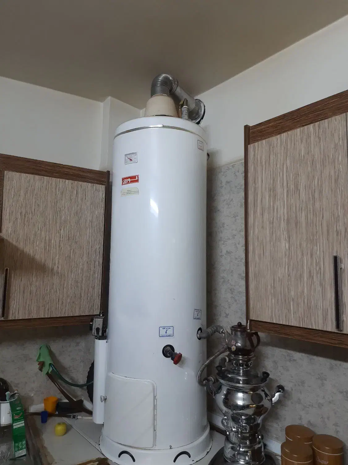 آبگرمکن مخزنی|آبگرمکن، پکیج، شوفاژ|اصفهان, جلالیه|دیوار