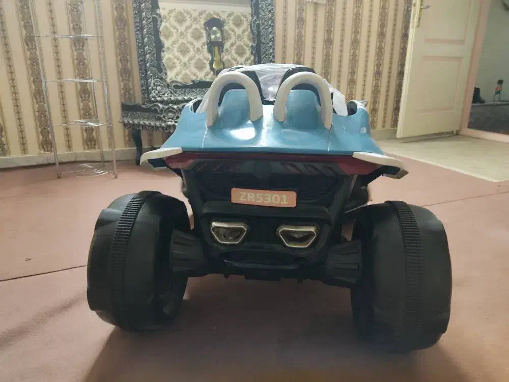 ماشین شارژی|اسباب‌‌بازی|ری, ملک‌آباد|دیوار