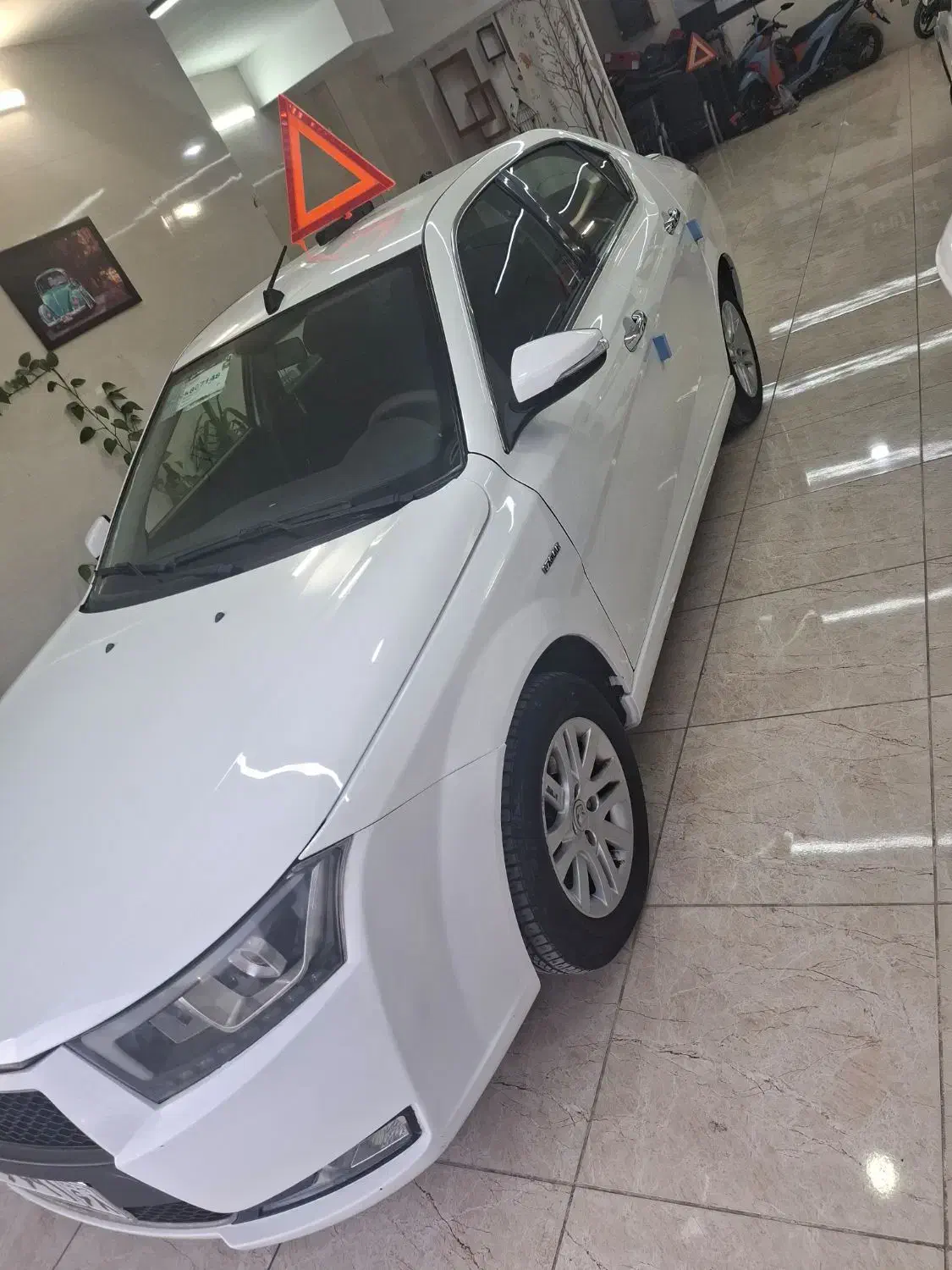 دنا پلاس مدل ۹۸|خودرو سواری و وانت|اصفهان, بهارستان|دیوار